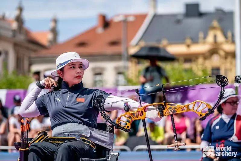 "东莞妹"陈敏仪再夺世界冠军!_射箭_赛场_女子