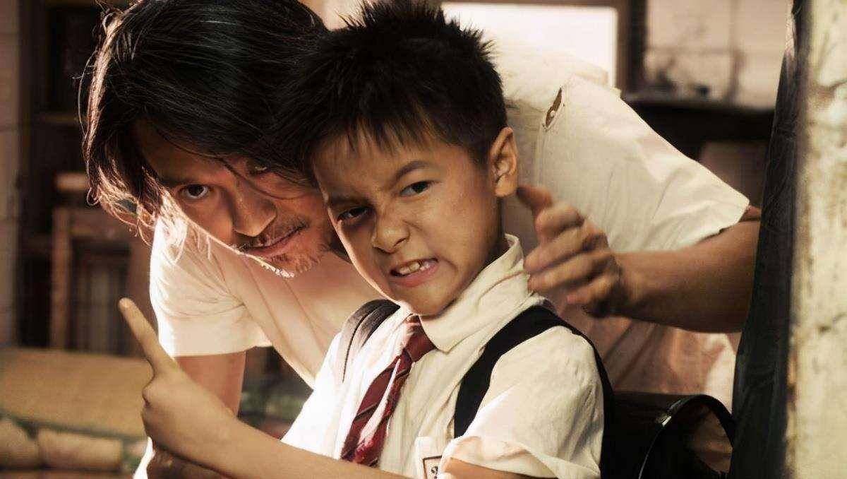 一辈子只演一次"父亲",因凌宝儿至今未娶,网友:不要做妈宝男_周星驰