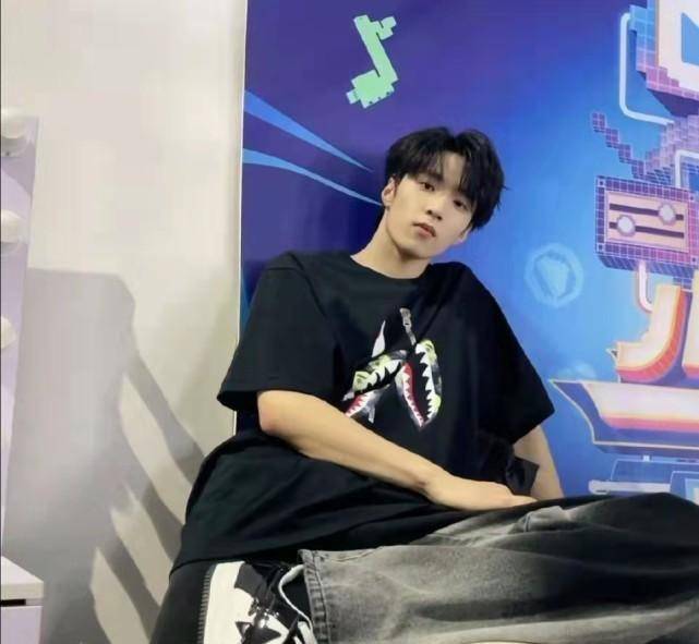 男孩_消息_丁程鑫