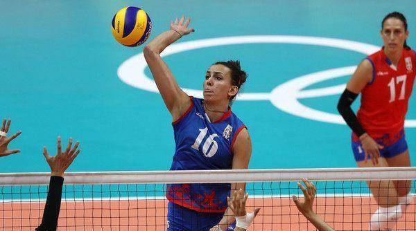 塞尔维亚女排队长擅长近体快球,袁心玥要向她学习的地方还很多_拉西奇