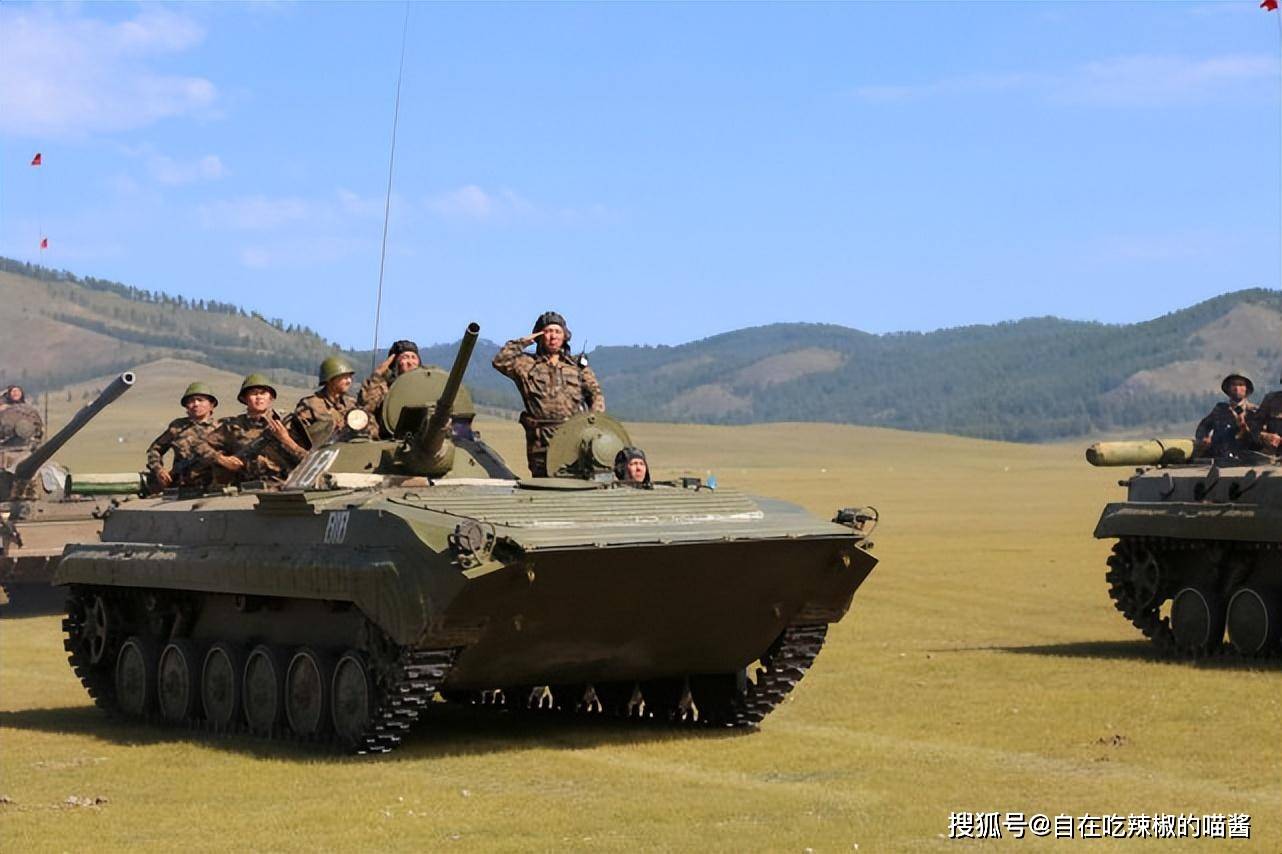 小國陸軍志——蒙古陸軍_裝甲車_裝備_前蘇聯