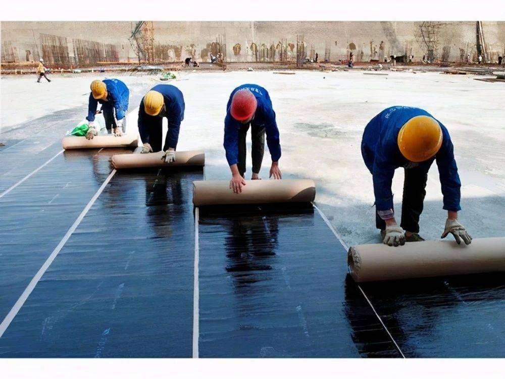 厂房屋面防水选用什么材料好?-江苏裕鼎_卷材_聚氨酯_渗漏