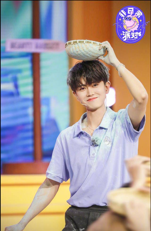 任嘉伦原是乒乓球运动员,称自己是意外进军娱乐圈,不料一战成名_训练