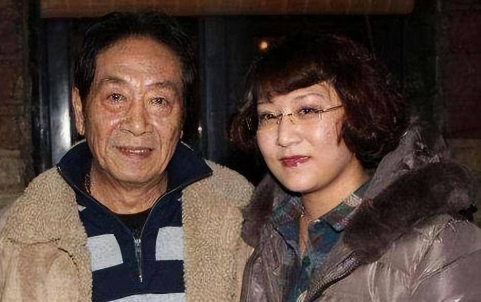 饶芯语:与王奎荣相差37岁的爱情,曾遭父母反对,发誓要白头偕老_表演