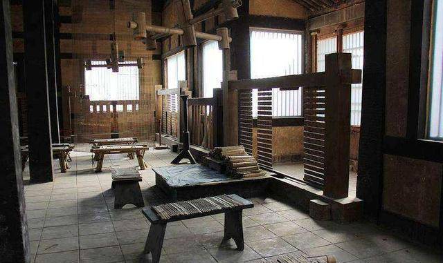 国家_君主_官职