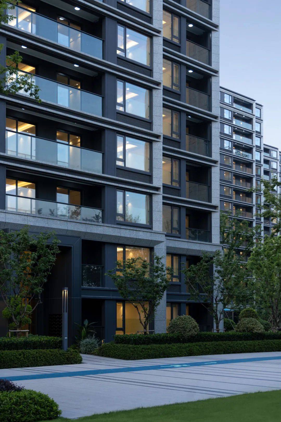 杭州蓝绿双城·春和云境售楼处电话:400-012-6588【售房】售楼中心_24