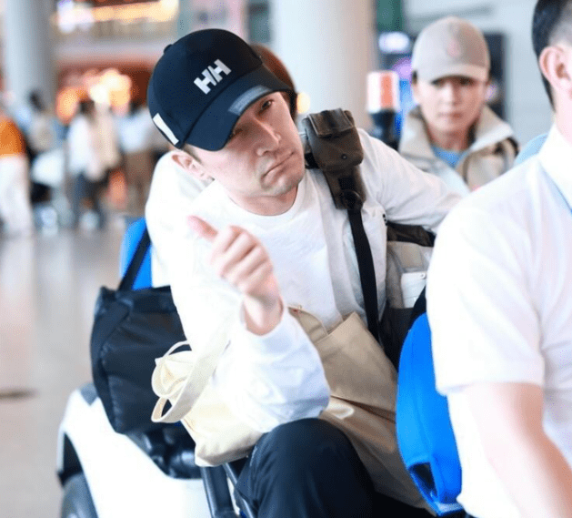 胡歌婚后近照首曝光!