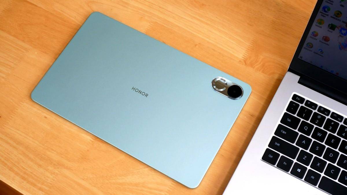 荣耀平板X8 Pro评测:轻薄时尚搭配养眼好屏,影音娱乐学习新体验