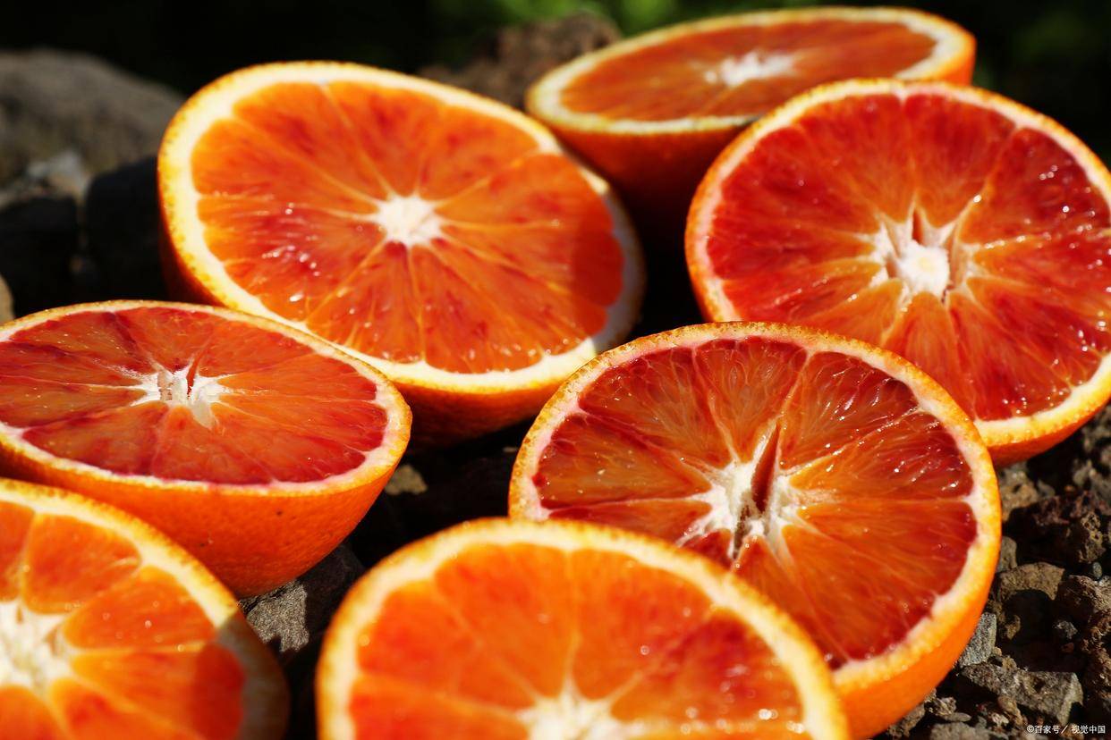 红血橙的产地主要在地中海地区,尤其是意大利西西里岛