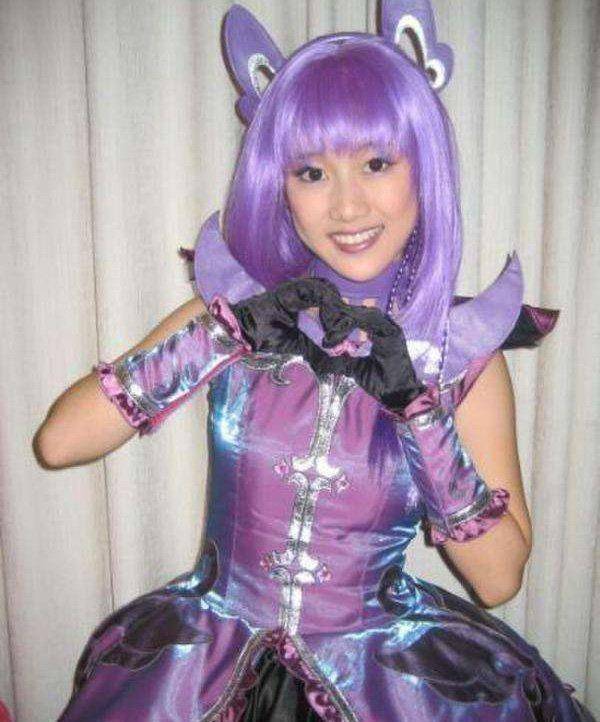 刘美含的第一部剧就是和杨紫搭档,在电视剧《女生日记》中,杨紫扮演