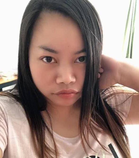 虽然说已经34岁了,但是凤姐的形象看起来还是比较年轻的.目前她应该