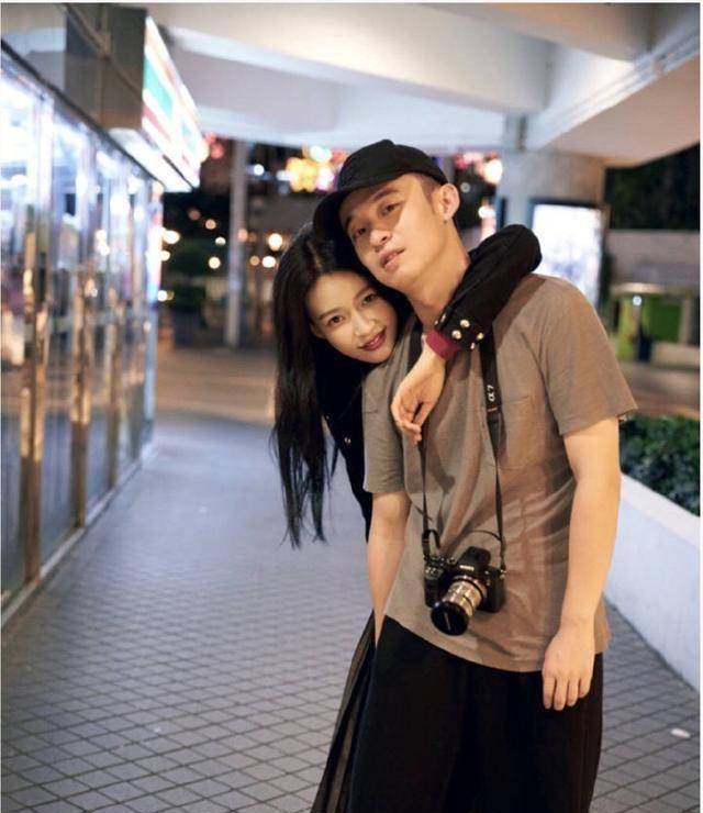 杨烁老婆扔绣球,王凯憋笑,董子健观望,一个比一个冷静_不知道_王黎雯