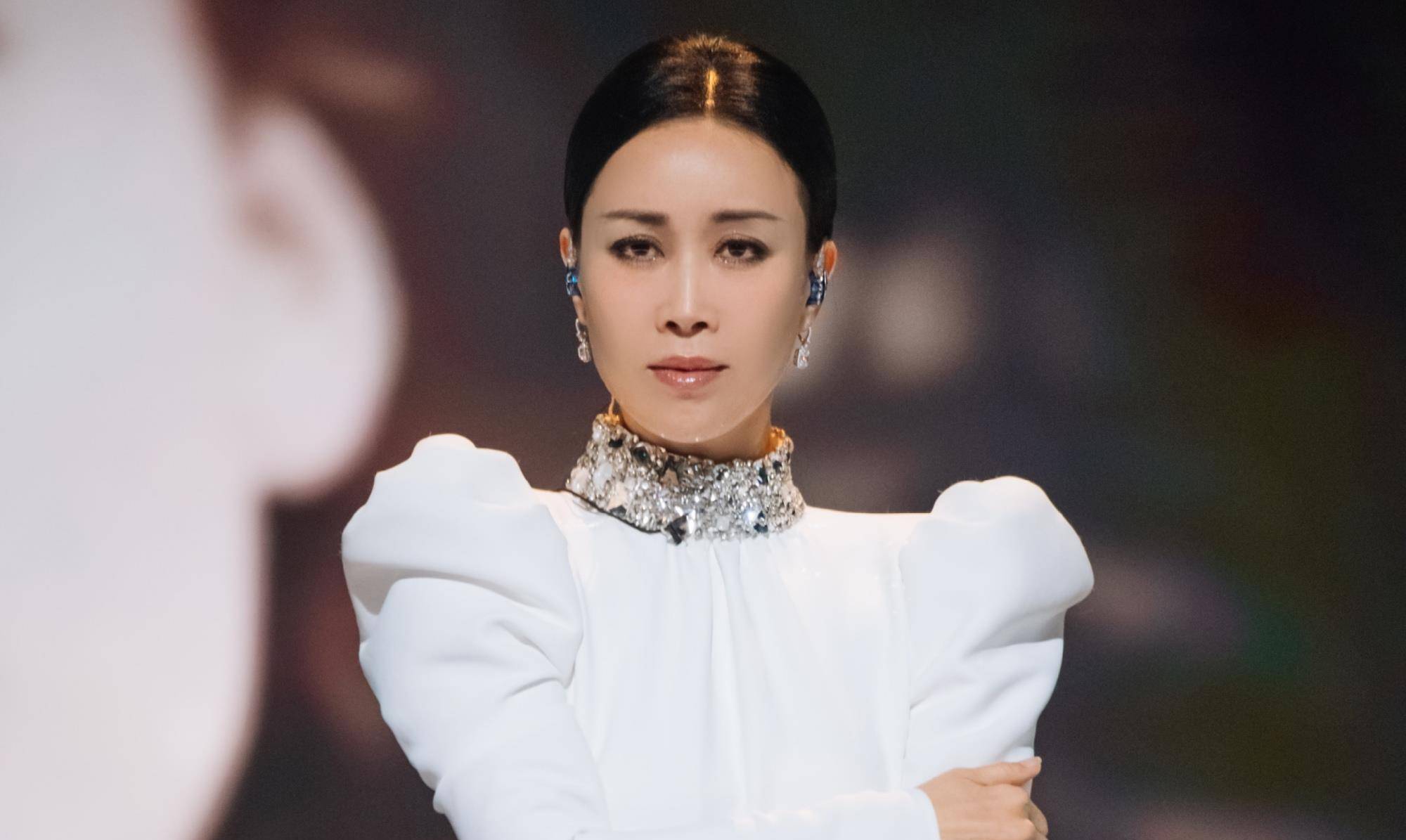 《北京欢迎你》13年过去,有人成为乐坛顶流,有人却被时代淘汰了