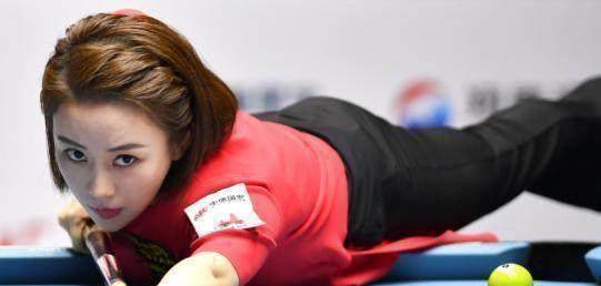 只是可惜,潘晓婷这次非常顺利的闯进了决赛,而陈思明则在半决赛中一度