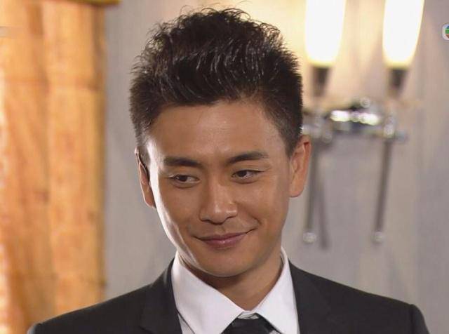 最有争议的就是贾乃亮,因为贾乃亮参加的《哈哈农夫》没有引发太多的