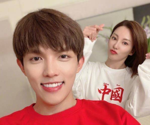 原来张雨绮和李炳熙的恋情遭到了男方父母的反对,理由很真实!