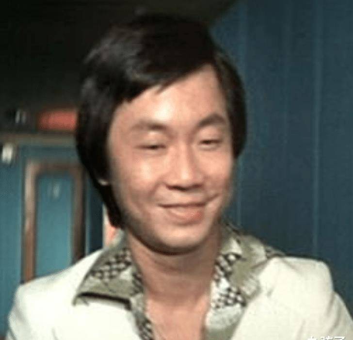 冷面笑匠,歌神,许氏一门四杰,撑起了香港的半个娱乐圈_许冠文_许冠杰