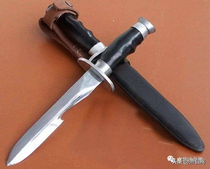 退役老兵军人情怀-----军刀,我的伞兵刀_空降兵部队_降落伞_飞机场