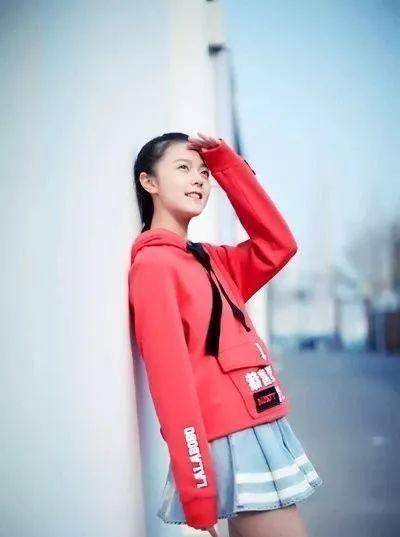 赵今麦:颜值与演技兼具的00后小花,资源好到爆来日可期_角色_地球_林