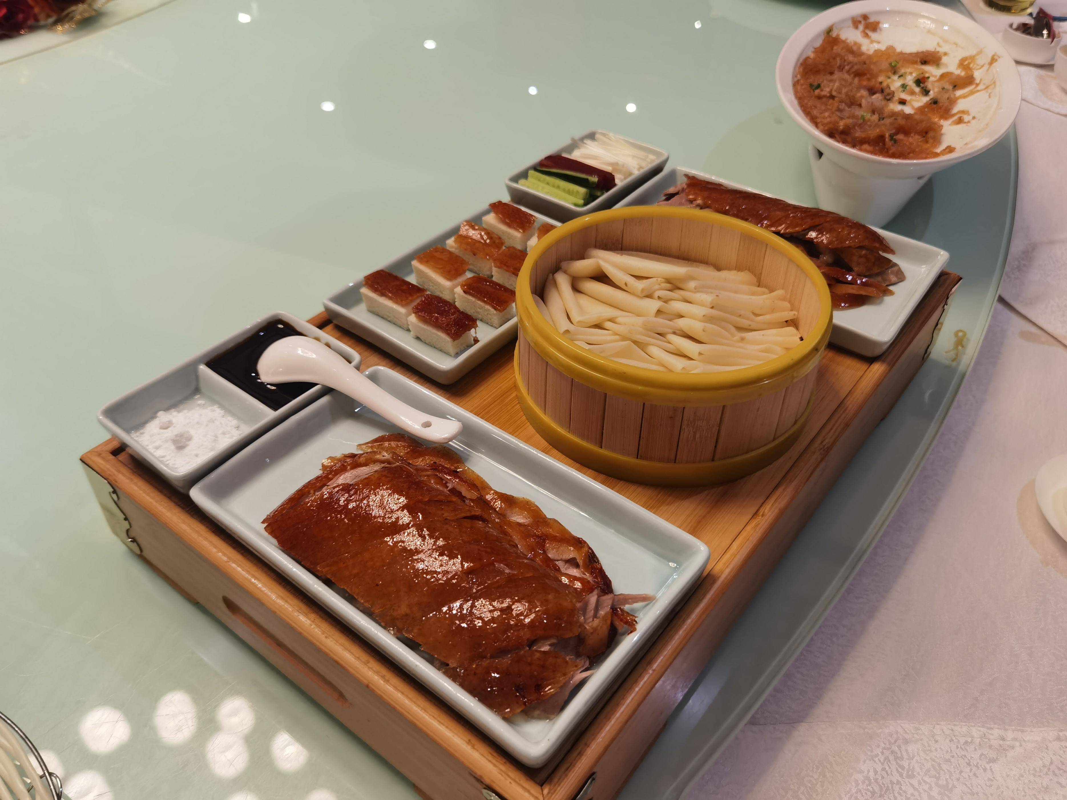 "河南人的待客厅":郑州仲记豫满楼推出的新款美食精彩亮相_豫菜_菜品