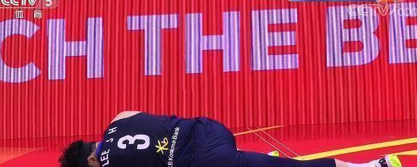 赵睿强硬一条龙彰显王者霸气,但一动作颇具争议,韩国球迷:垫脚_中国队