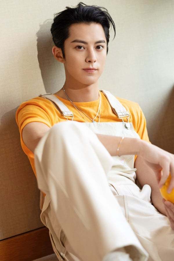 杨洋引吐槽,肖战觉得自己大众脸,王鹤棣帅而自知但不油_许凯_吴磊帅