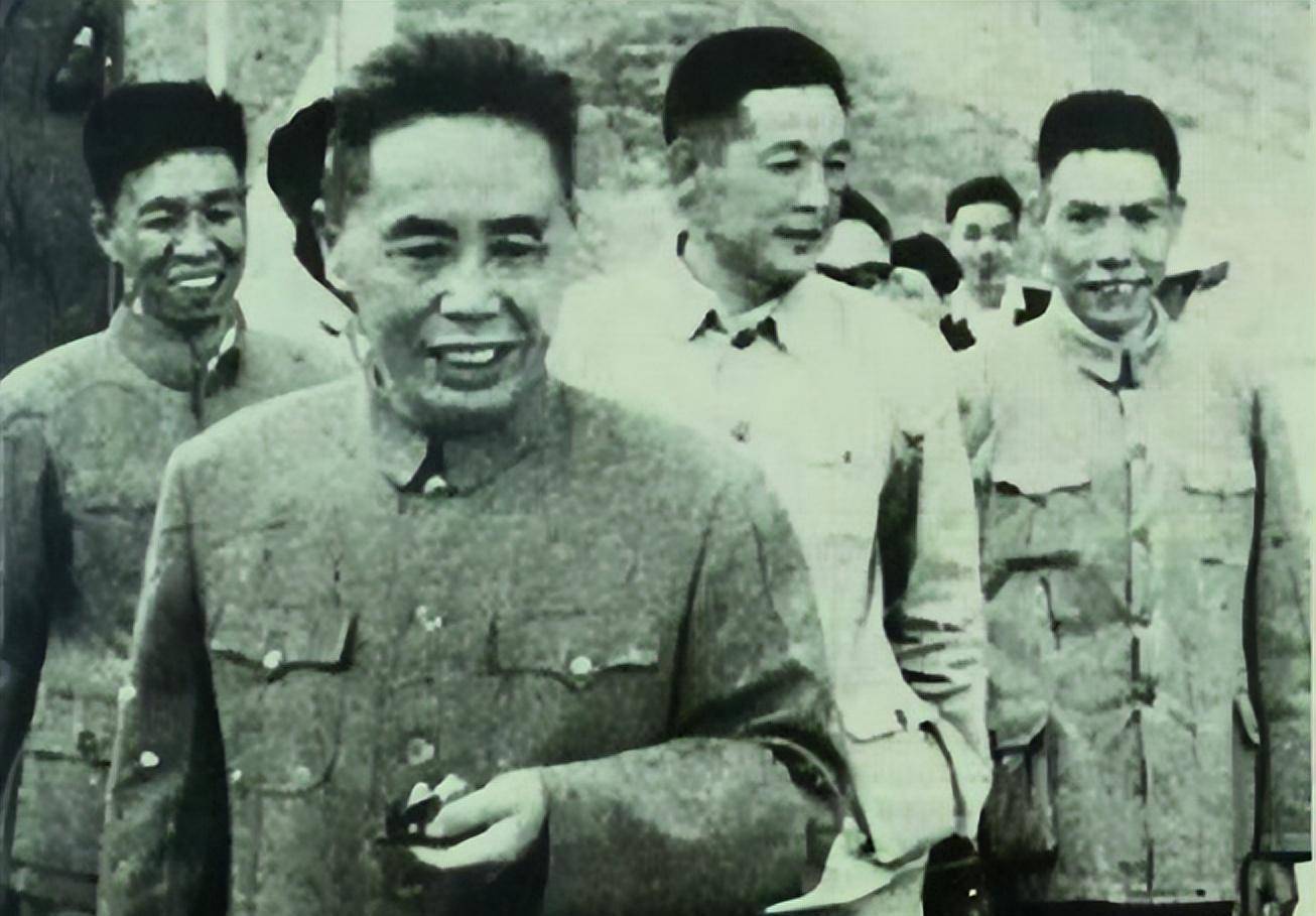 1971年,中央派出两个师,只为将一人抓捕归案_王维国_肖永银_上海