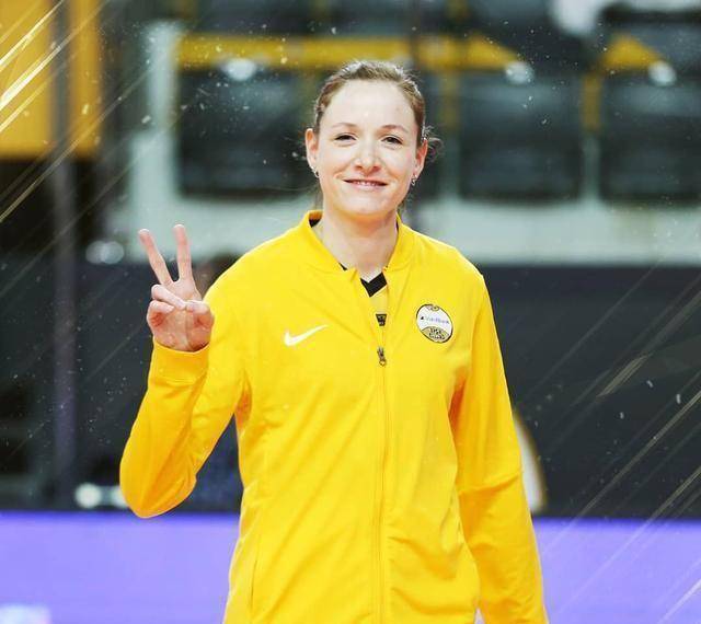 表弟取代椰丝上演奇兵_得分_萨奇_失误