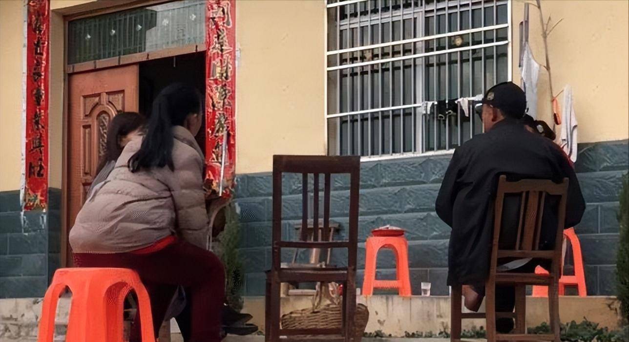 只是没办法,张小英一走就是数年,谁也不知道她在什么地方,她也从来没