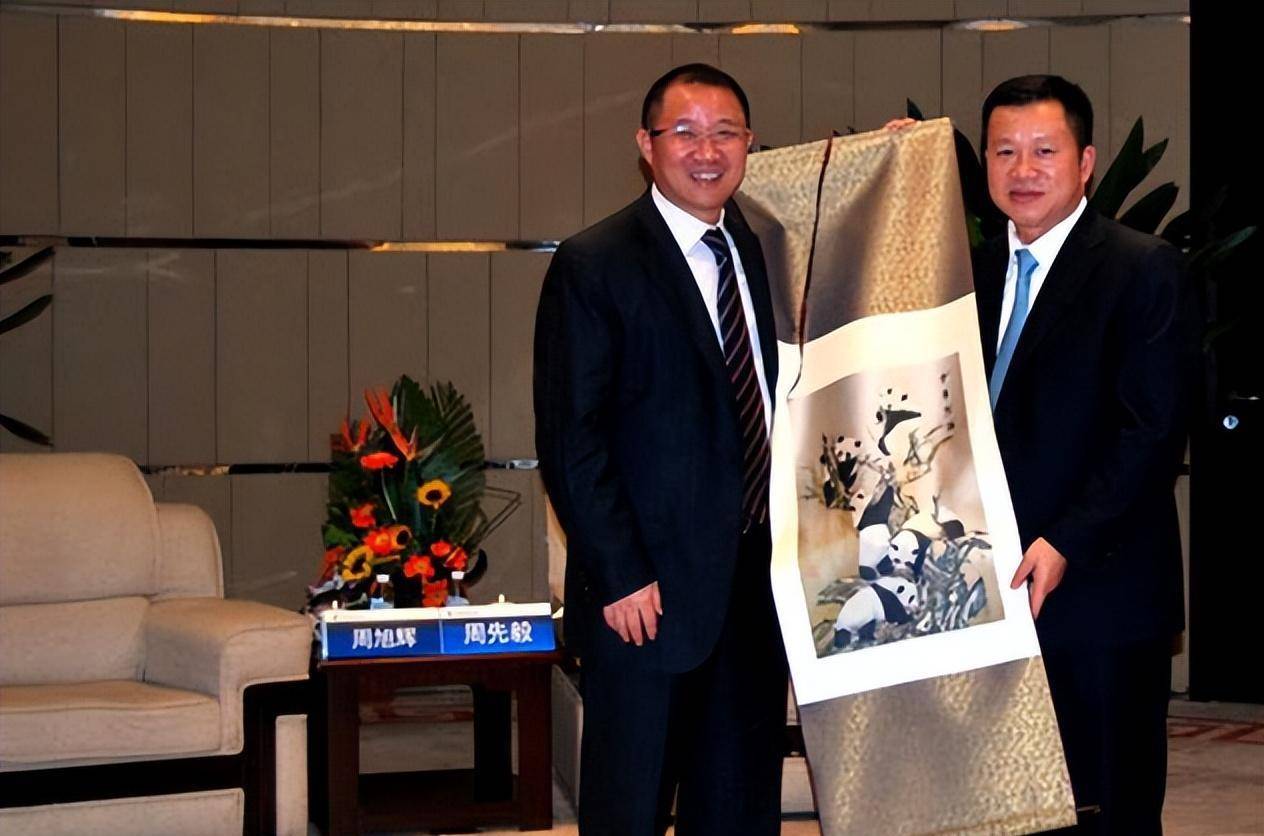 温州首富周旭辉:38岁融资9950万,44岁娶小10岁女明星,如今入狱_工作