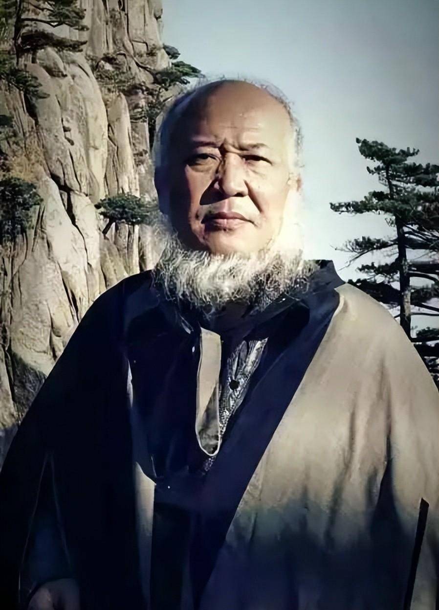 画家杨彦:53岁花4000万娶24岁非洲女大学生,7年后在终南山出家_玛利亚