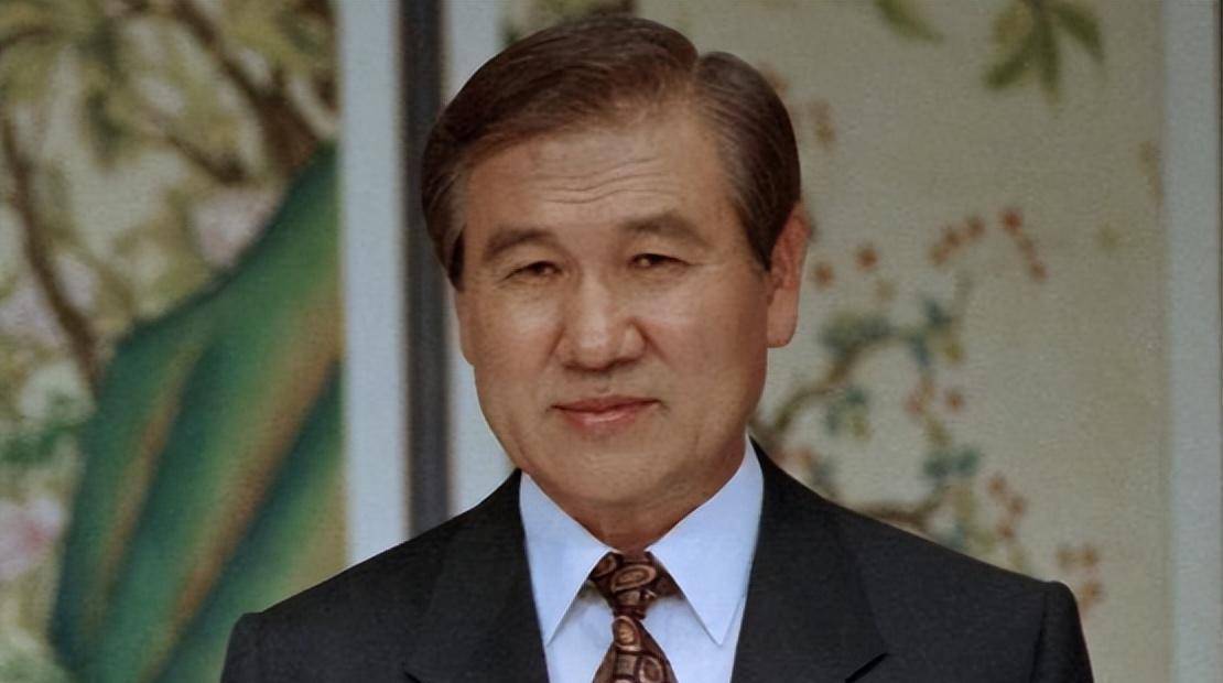 韩国前总统卢泰愚:不满美国威逼,主导中韩建交,自称姜太公后裔_全斗焕