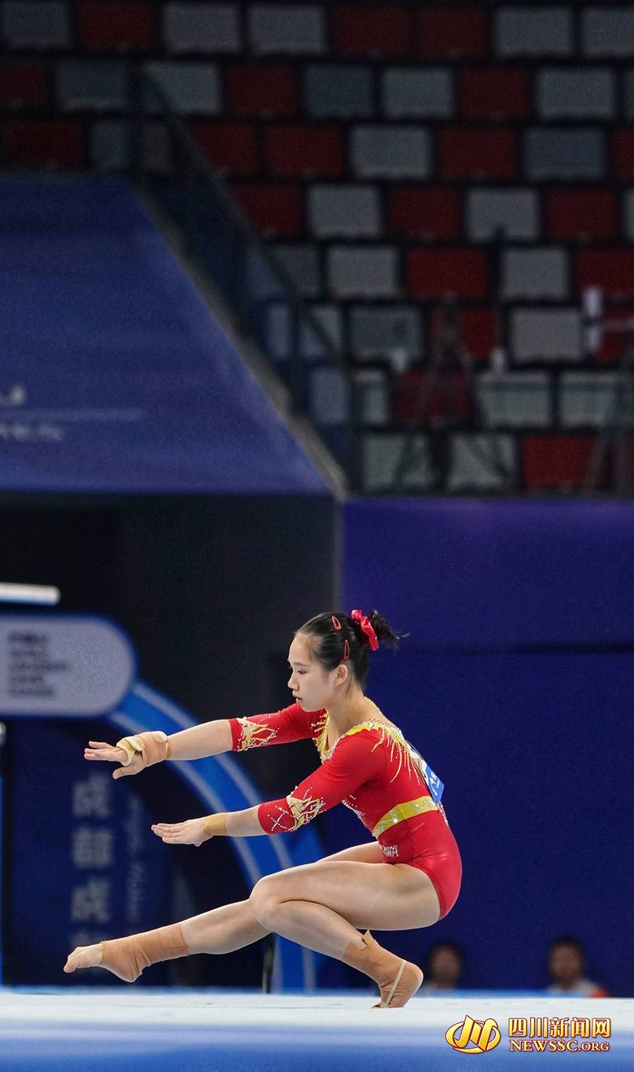 成都大运会体操女子团体冠军精彩瞬间_日本队_中国_大学生