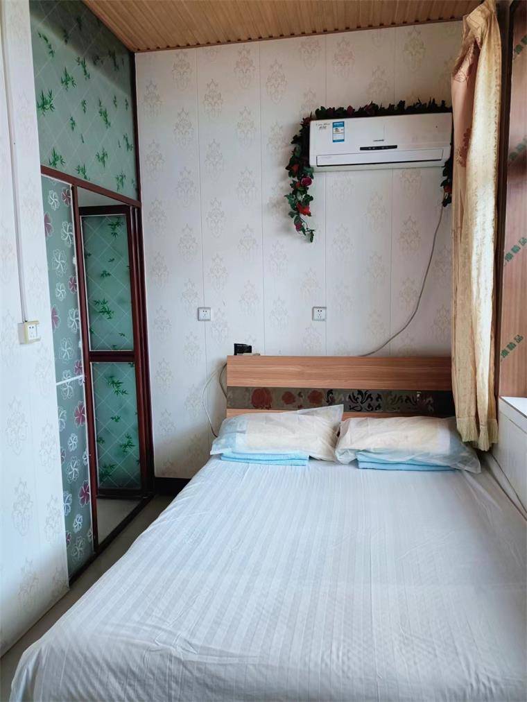 辽宁葫芦岛兴城觉华岛丽蓉渔家宾馆,吹海风洗海澡,包食宿150!