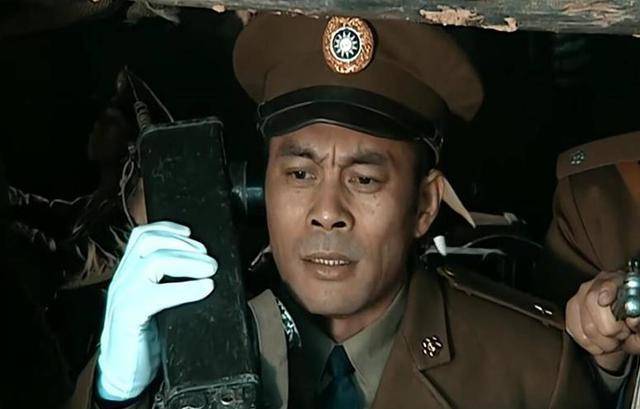 亮剑中,楚云飞为何一见李云龙送来的地图,就立马枪毙被俘参谋?