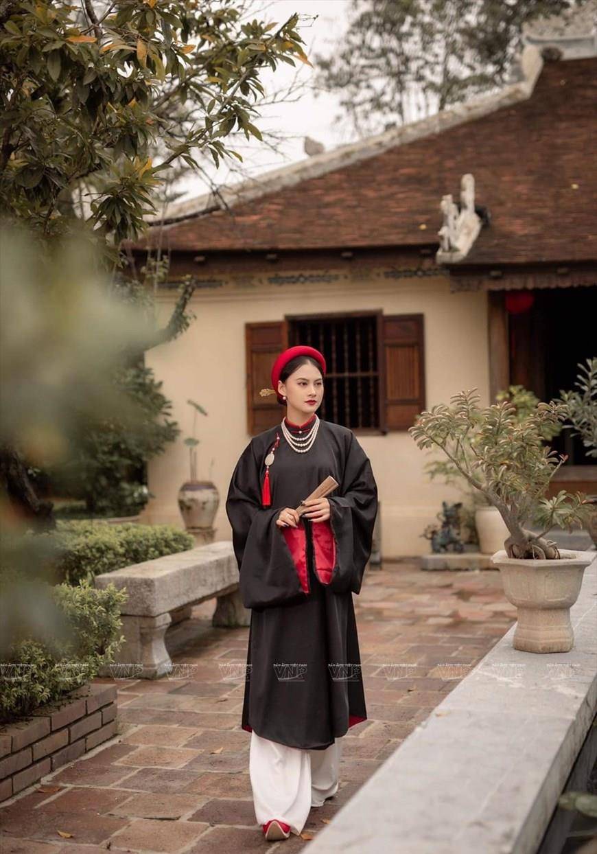 越南顺化日平衣焕发新活力:昔日大南帝国的宫廷服装重现于21世纪_文化