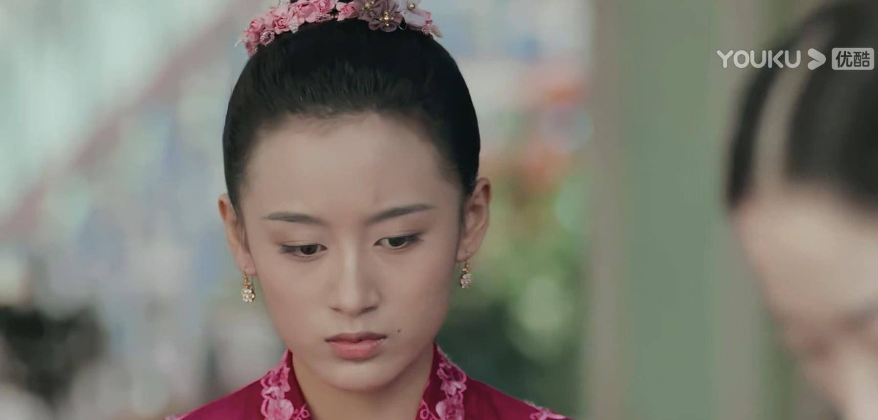 《小娘惹》之黄珍珠:说着"我也不想这样"却干着损人利己的事儿_向珍珠
