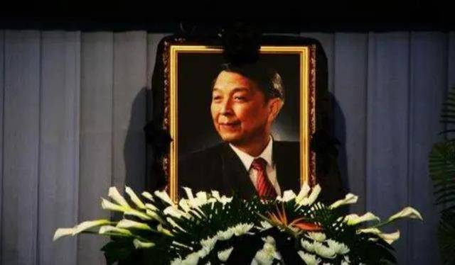 朱厚泽:中宣部原部长,52岁任贵州省委书记,逝世前遗愿令人落泪_基层