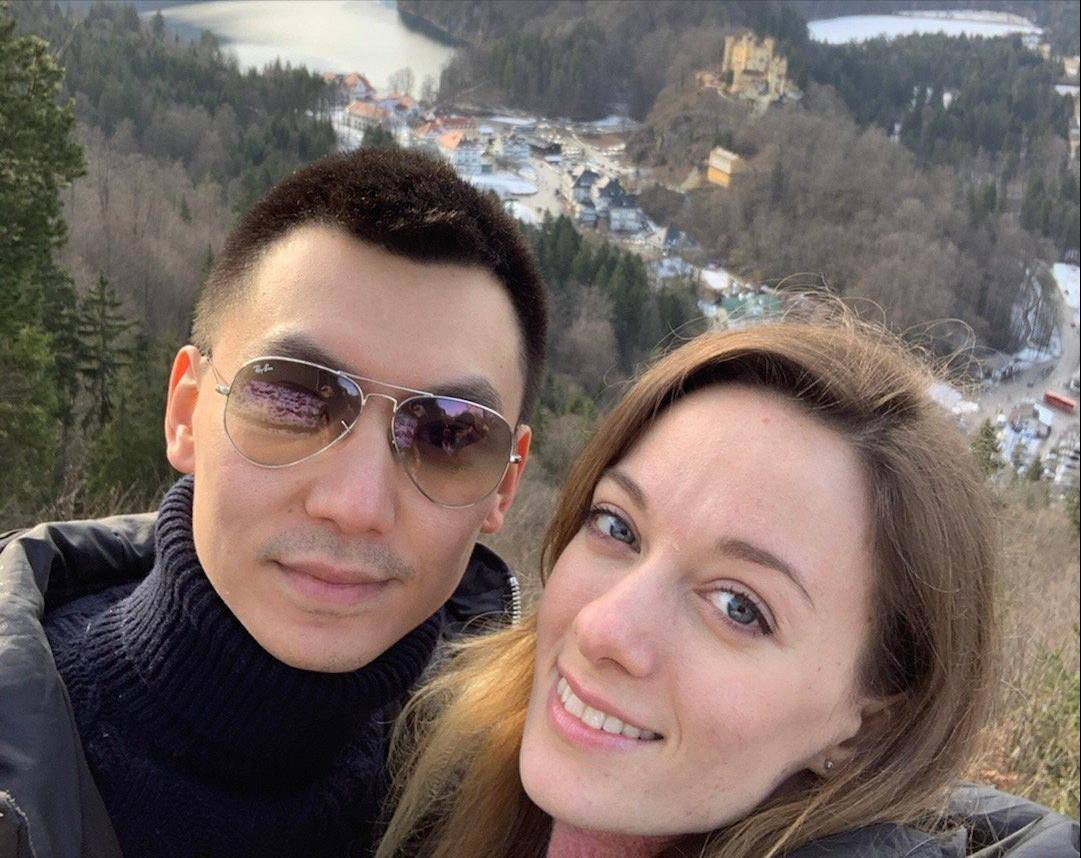 塔雅来到中国 和唐琮洋结婚再三考虑后,塔雅决定不续约,她要抛弃一切