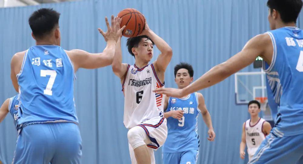 6名球员入选两支国青球队,广东宏远后备人才充实_cm_杨溢_王洪泽