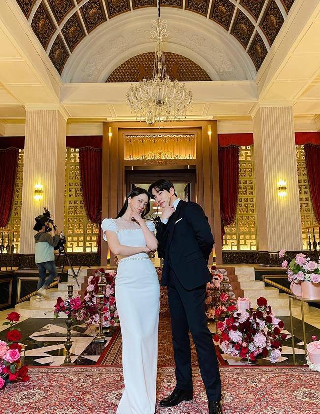 《王之国》大结局,粉丝:现实再来一次_林允儿_李俊昊_婚礼