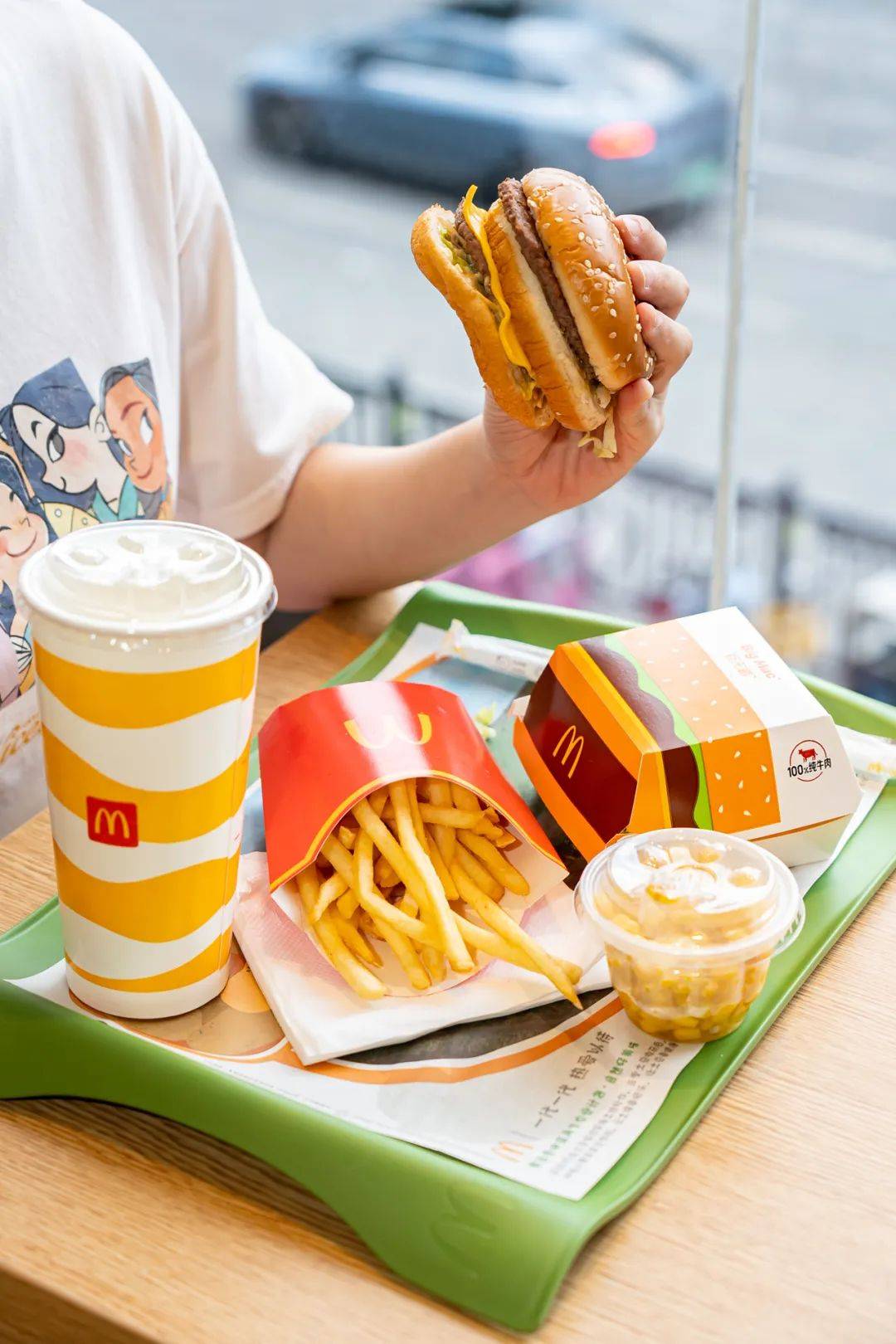 一起参加新居入伙_麦当劳_餐厅_派对