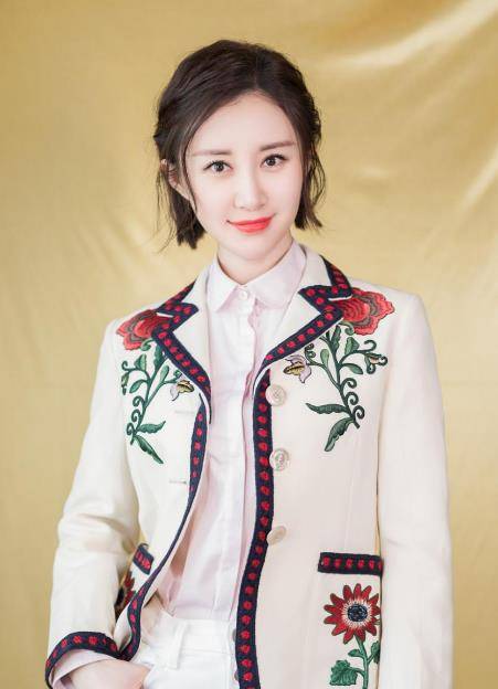 还记得被整容毁了的舒畅吗?今再次动刀,脸部却变成"李菲儿"?