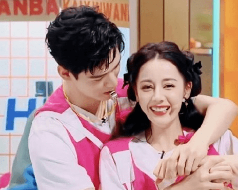 被骂整容脸,她真的不亏!_鞠婧祎_舞台_演技