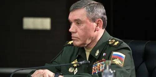 格拉西莫夫:普京最爱的将领,乌军最惧怕的人,被誉为俄联邦英雄_鞑靼