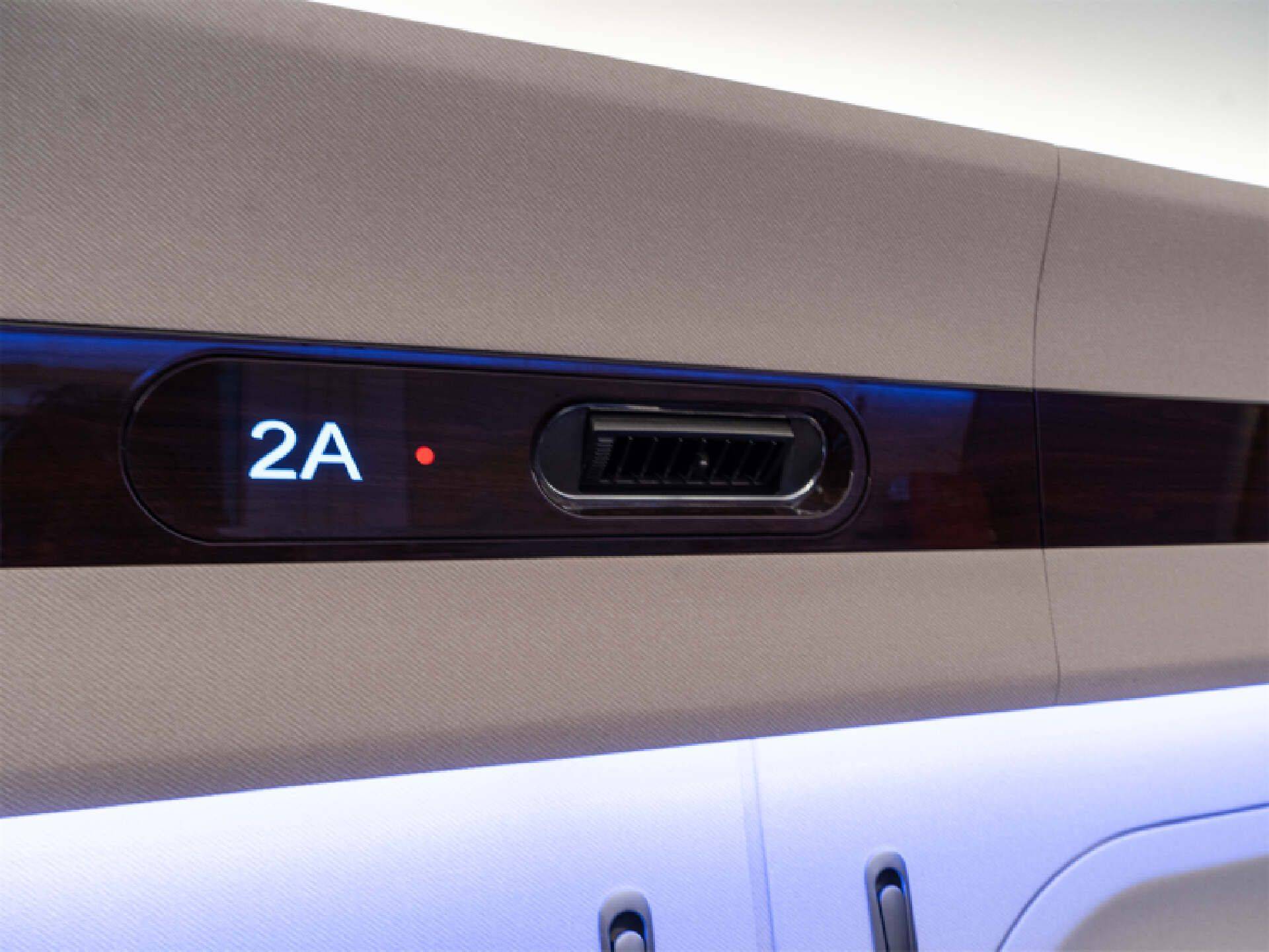 高铁商务座长什么样子?国铁cr400af-z 智能动车体验_座椅_列车_座位