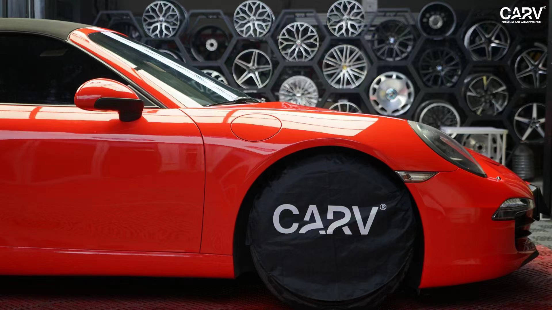 保时捷卡孚改色膜白金法拉利红,像是贵族的红色_搜狐汽车_搜狐网