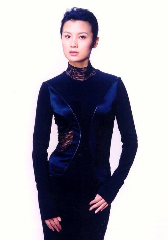 揭秘史兰芽为何经历三次婚姻,后嫁《亮剑》男主李幼斌