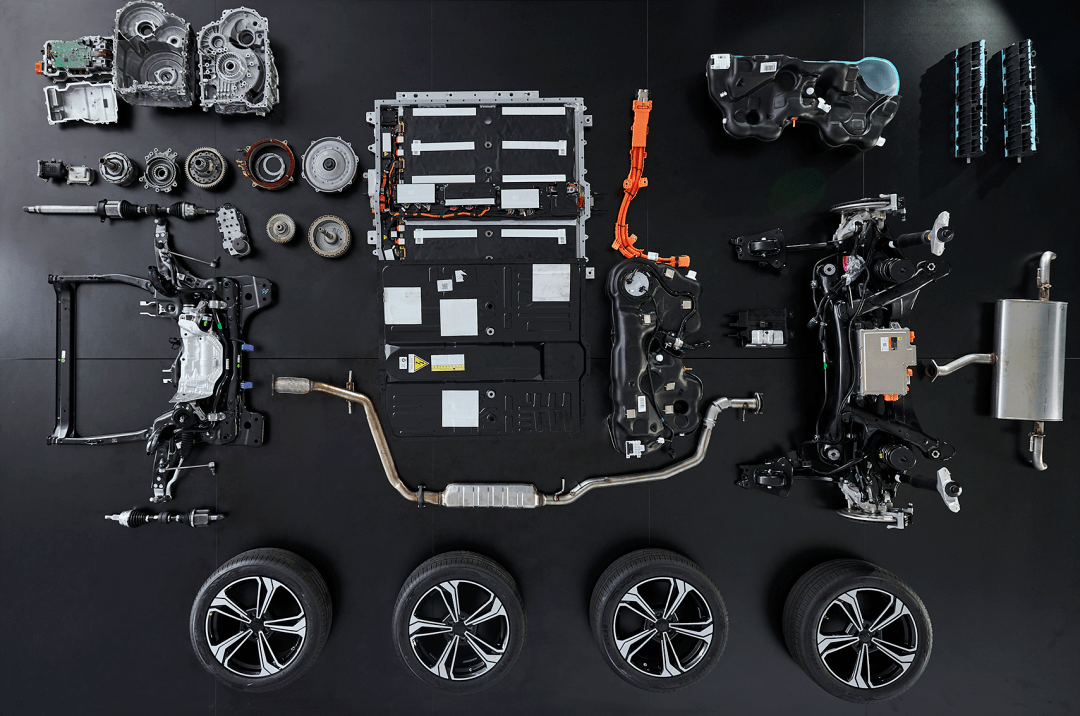 新能源汽车拆解图图片
