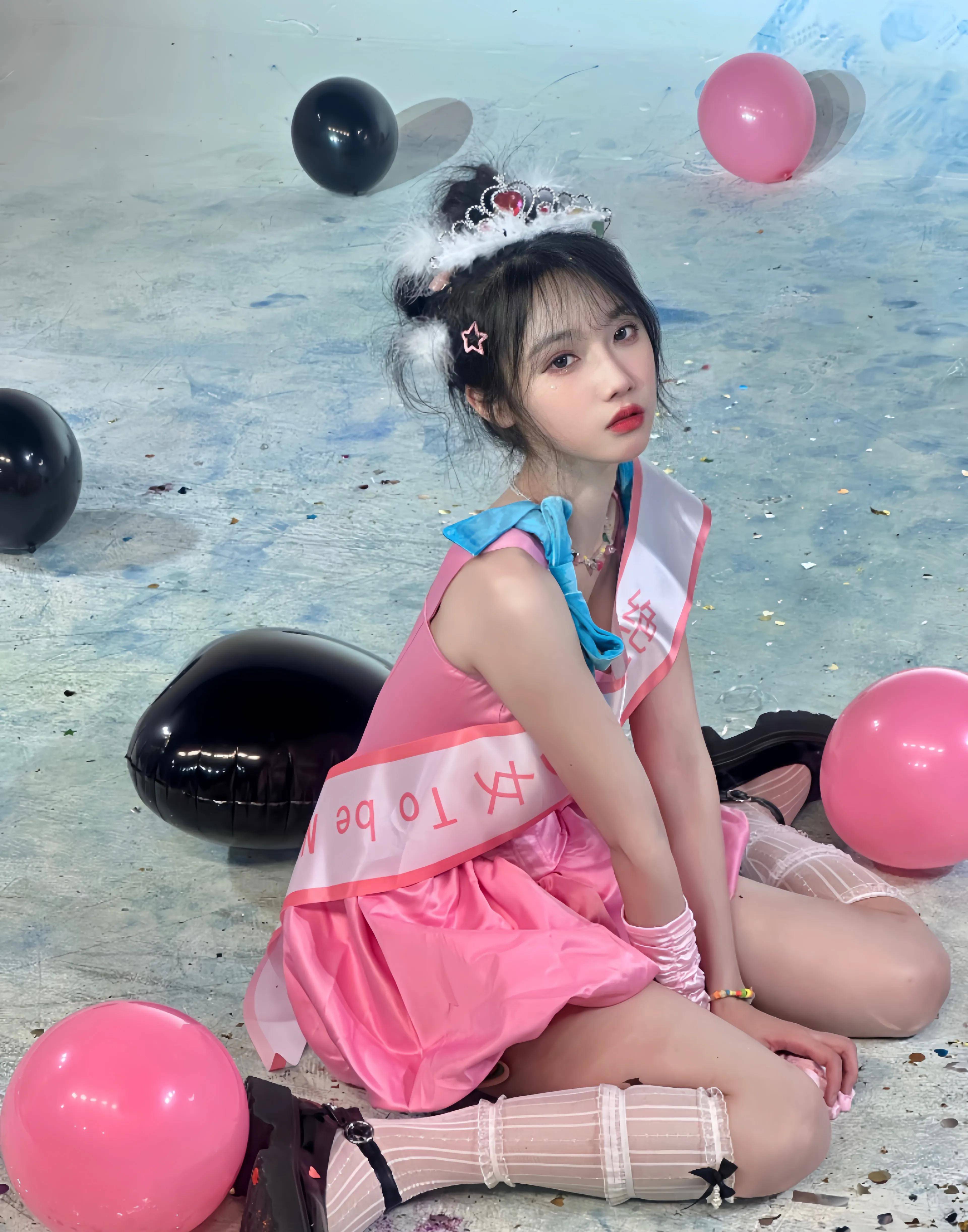 绝世美少女宋昕冉,穿粉色蓬蓬连衣裙让人心动,网友:姐姐太美_照片